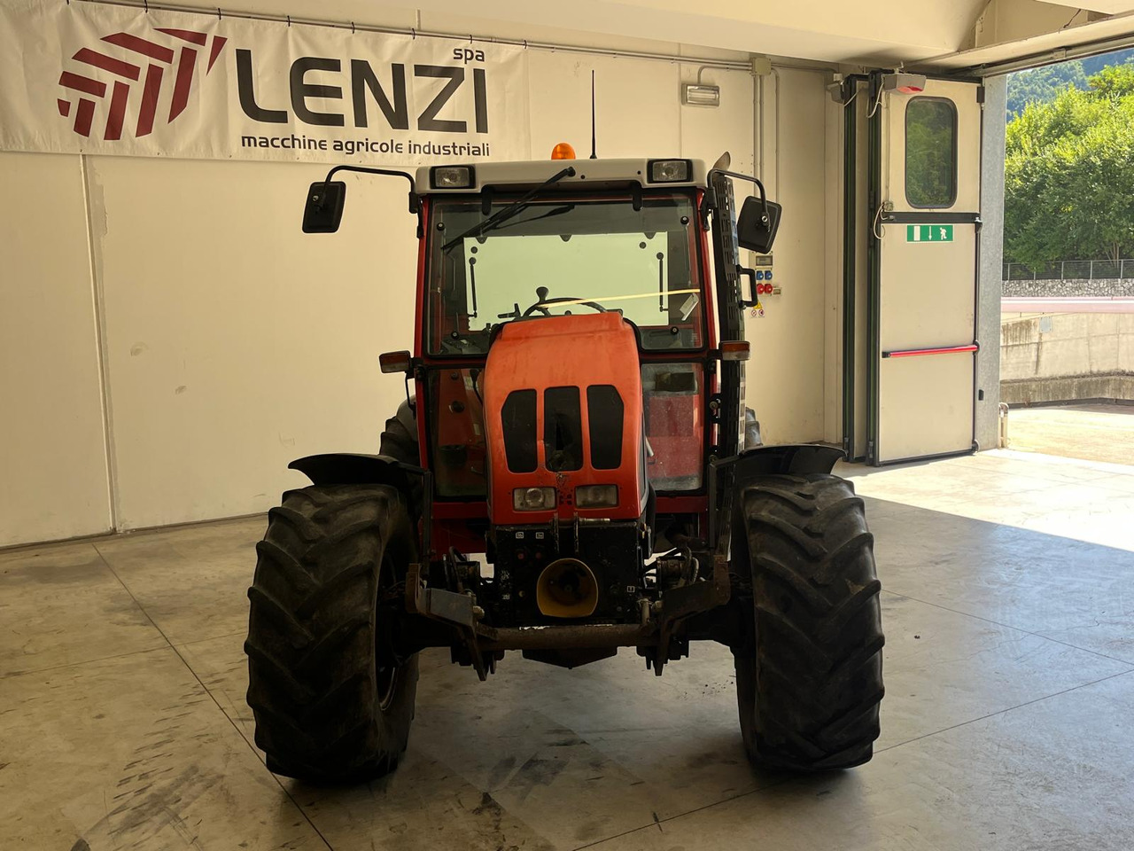 REFORM MOUNTY 80 - Traktor: slika REFORM MOUNTY 80 - Traktor REFORM MOUNTY 80 - Traktor: slika REFORM MOUNTY 80 - Traktor