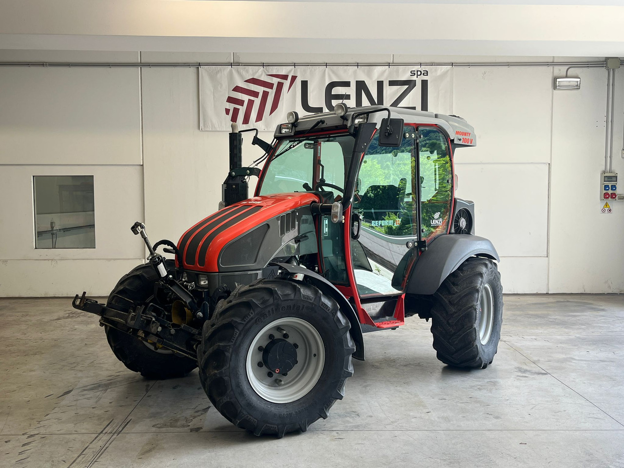 TRATTORE REFORM MOUNTY 100 V - Traktor: slika TRATTORE REFORM MOUNTY 100 V - Traktor TRATTORE REFORM MOUNTY 100 V - Traktor: slika TRATTORE REFORM MOUNTY 100 V - Traktor
