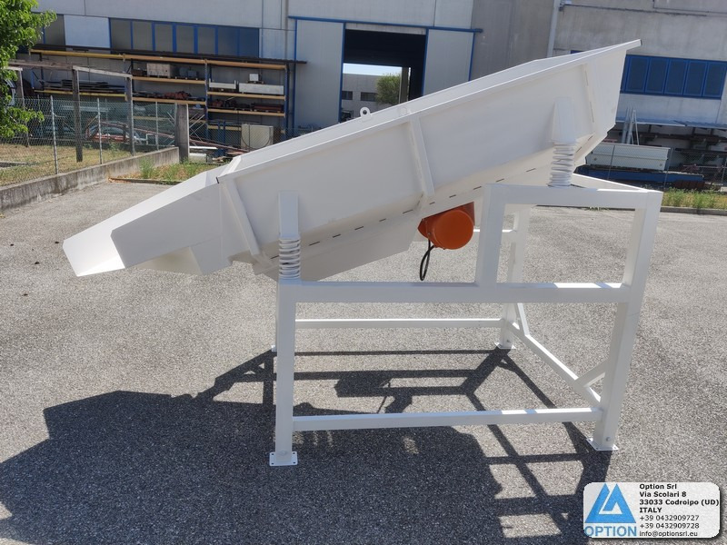 VIB01/02 Vibrating screener - Screener: slika VIB01/02 Vibrating screener - Screener VIB01/02 Vibrating screener - Screener: slika VIB01/02 Vibrating screener - Screener