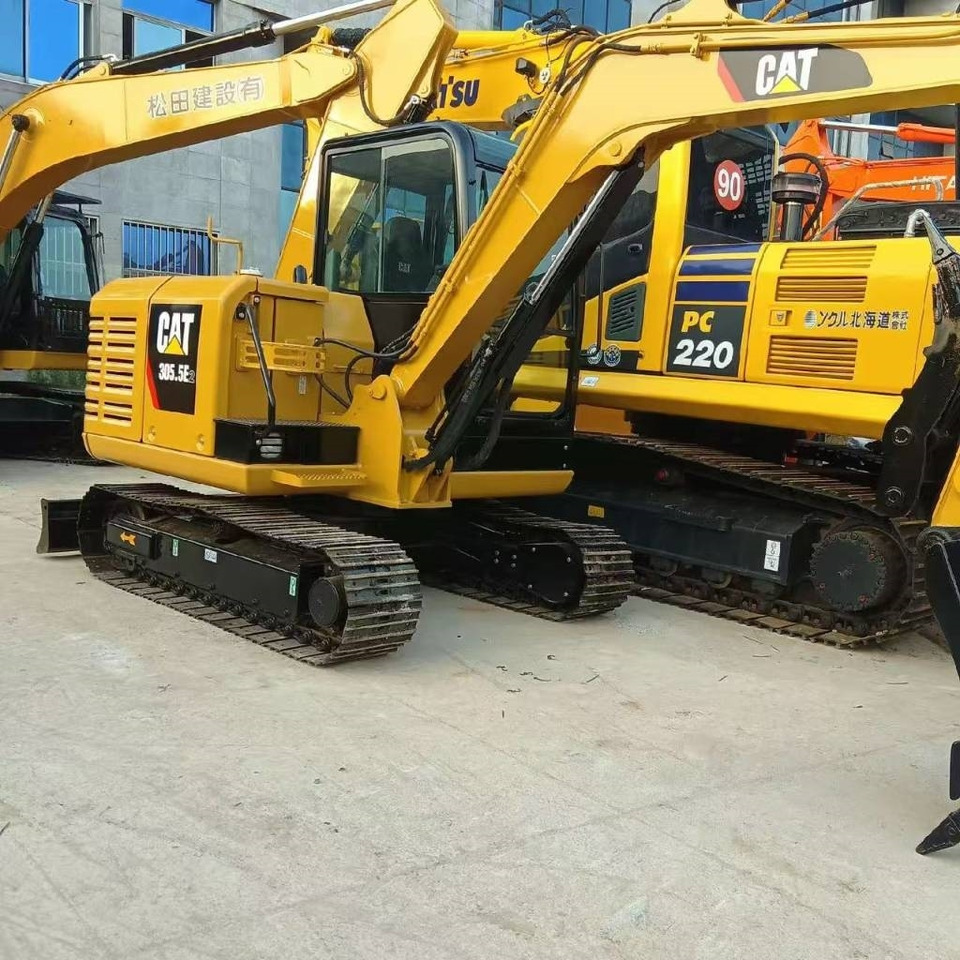 CAT 305.5 E - Mini bager: slika CAT 305.5 E - Mini bager CAT 305.5 E - Mini bager: slika CAT 305.5 E - Mini bager