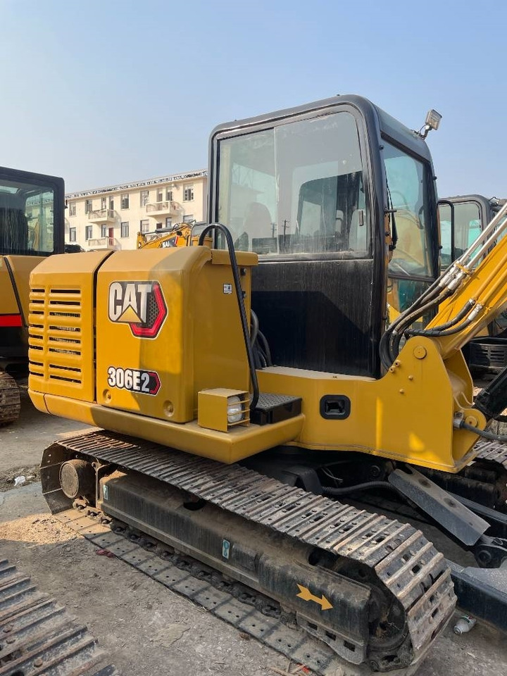 CAT 306 - Mini bager: slika CAT 306 - Mini bager CAT 306 - Mini bager: slika CAT 306 - Mini bager