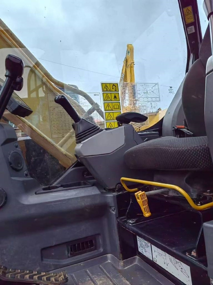 CAT 307.5 - Mini bager: slika CAT 307.5 - Mini bager CAT 307.5 - Mini bager: slika CAT 307.5 - Mini bager