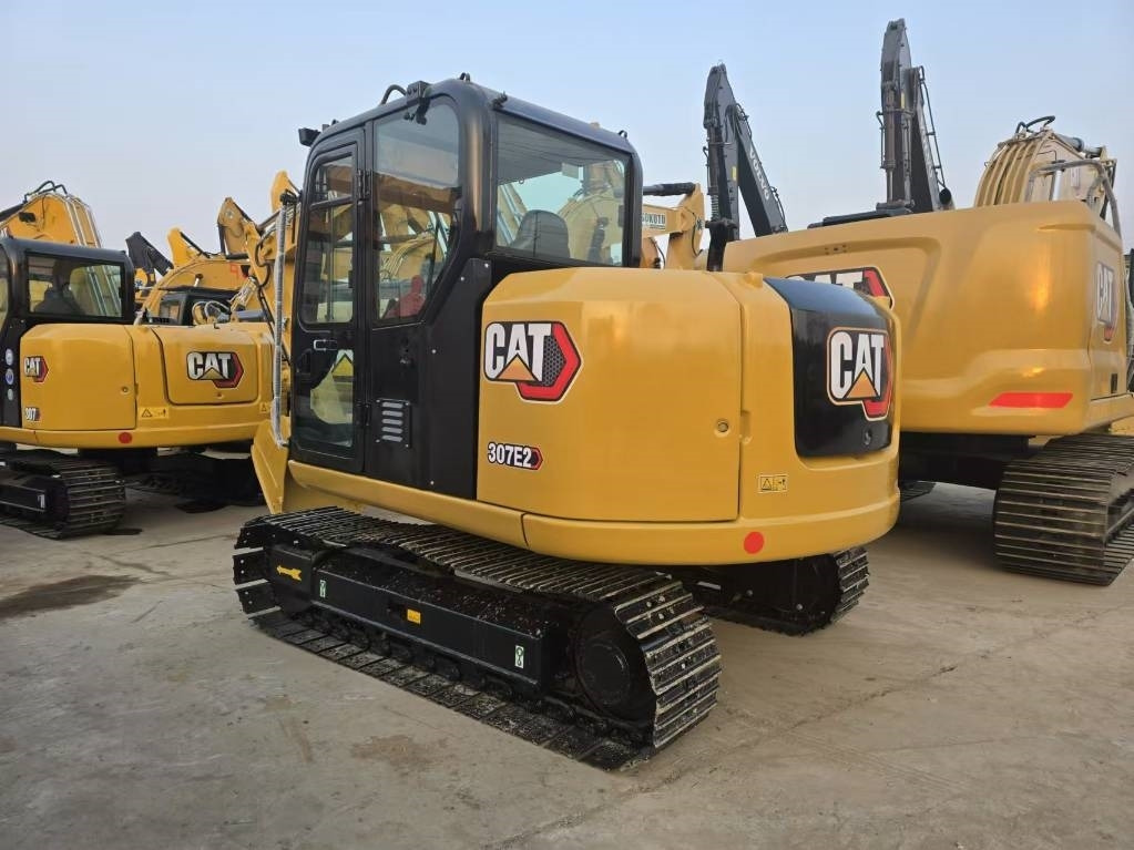 CAT 307 - Mini bager: slika CAT 307 - Mini bager CAT 307 - Mini bager: slika CAT 307 - Mini bager