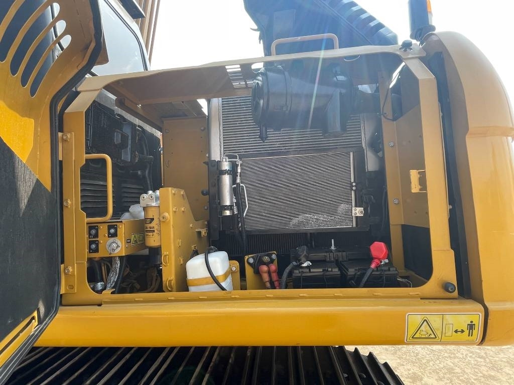 Bager gusjeničar CAT 315: slika Bager gusjeničar CAT 315