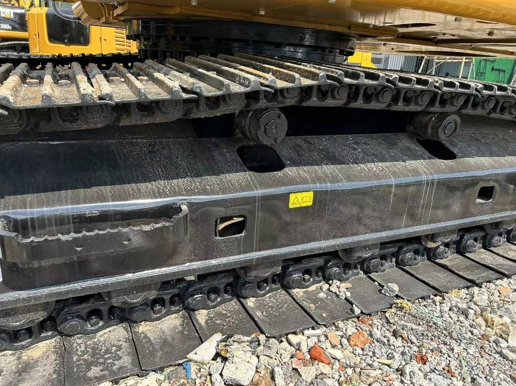 CAT 320 D - Bager gusjeničar: slika CAT 320 D - Bager gusjeničar CAT 320 D - Bager gusjeničar: slika CAT 320 D - Bager gusjeničar