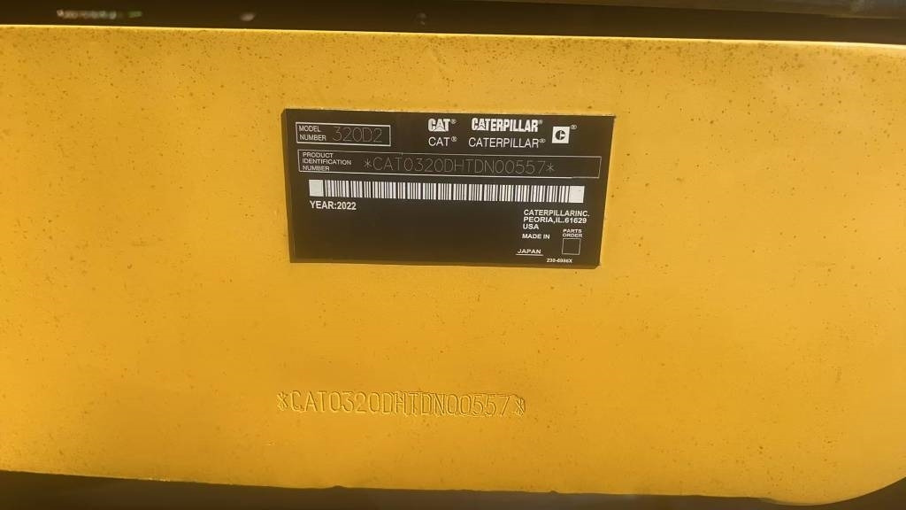 Bager gusjeničar CAT 320 D: slika Bager gusjeničar CAT 320 D Bager gusjeničar CAT 320 D: slika Bager gusjeničar CAT 320 D