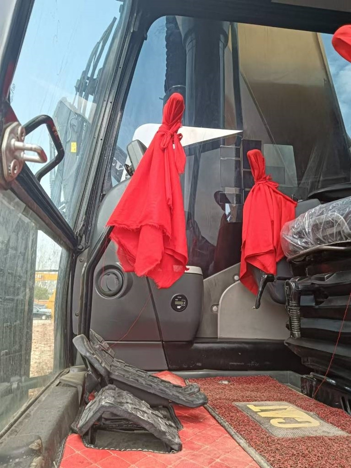 CAT 336 GC - Bager gusjeničar: slika CAT 336 GC - Bager gusjeničar CAT 336 GC - Bager gusjeničar: slika CAT 336 GC - Bager gusjeničar