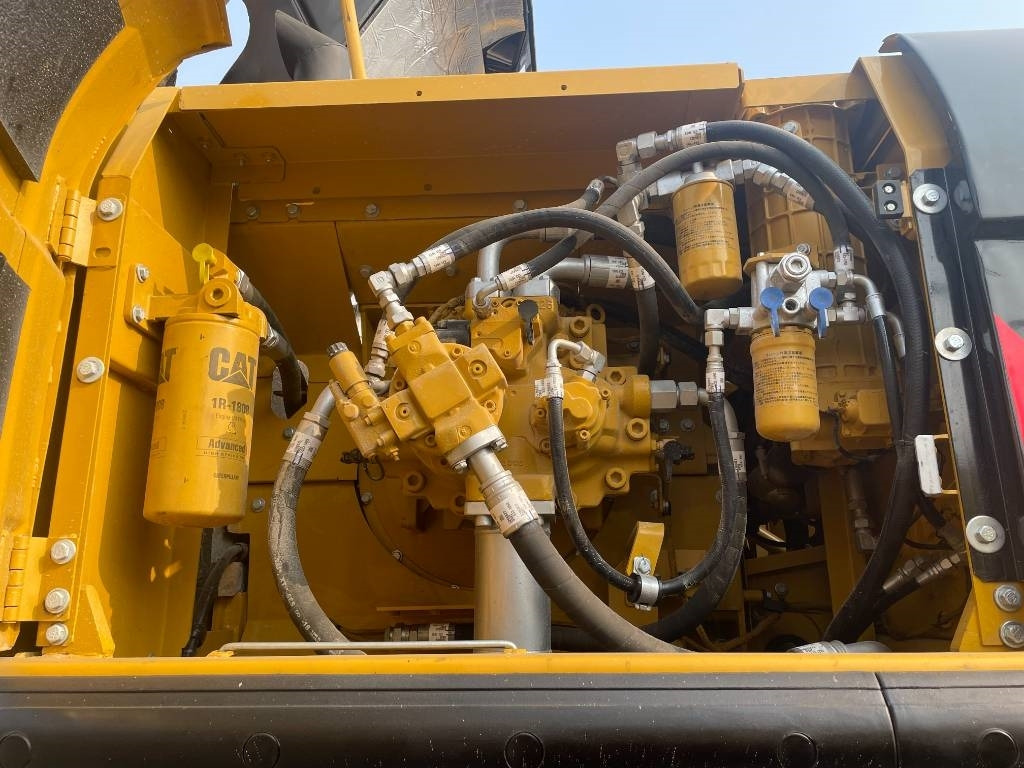 CAT 340 - Bager gusjeničar: slika CAT 340 - Bager gusjeničar CAT 340 - Bager gusjeničar: slika CAT 340 - Bager gusjeničar