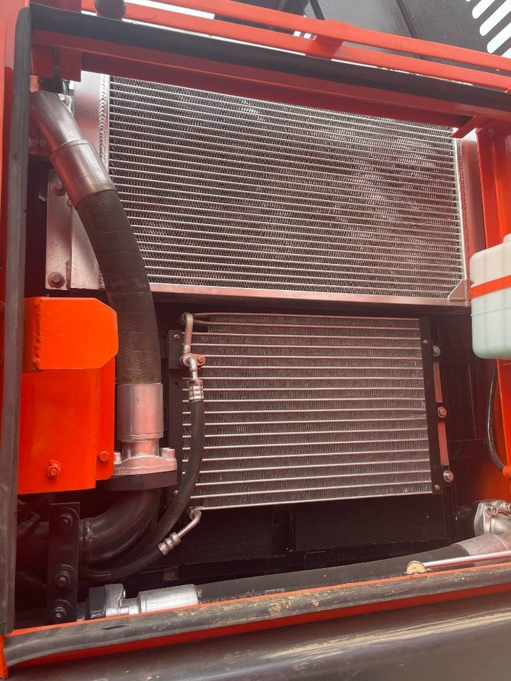 Doosan DX 225 - Bager gusjeničar: slika Doosan DX 225 - Bager gusjeničar Doosan DX 225 - Bager gusjeničar: slika Doosan DX 225 - Bager gusjeničar