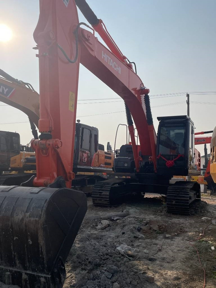 Hitachi 210LC - Bager gusjeničar: slika Hitachi 210LC - Bager gusjeničar Hitachi 210LC - Bager gusjeničar: slika Hitachi 210LC - Bager gusjeničar