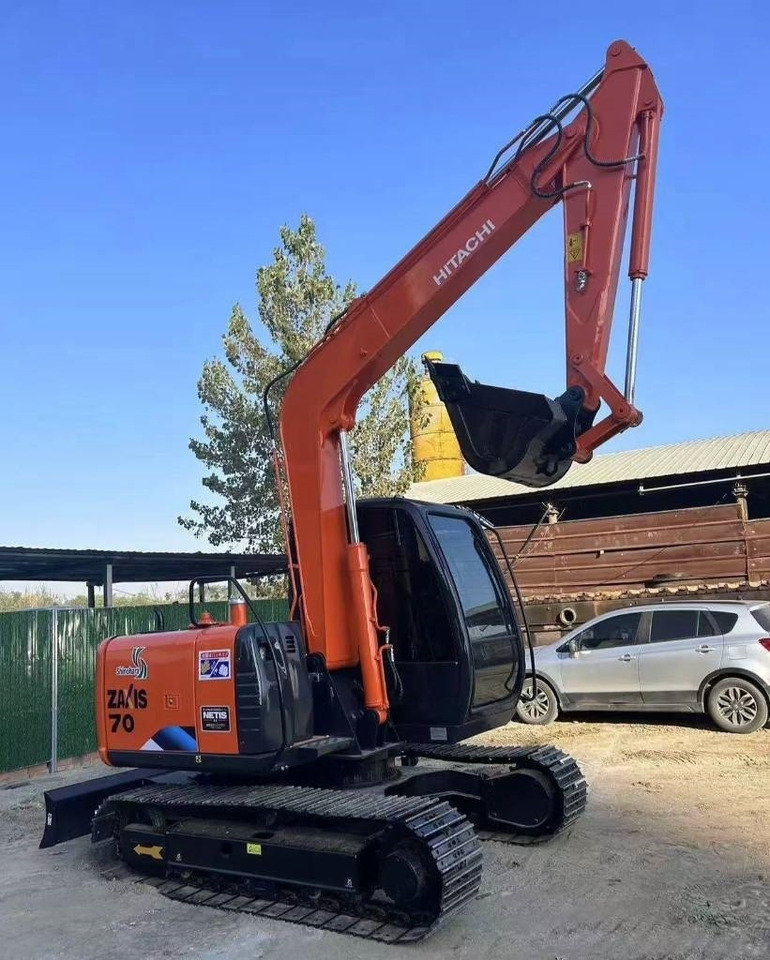 Hitachi 70 - Bager gusjeničar: slika Hitachi 70 - Bager gusjeničar Hitachi 70 - Bager gusjeničar: slika Hitachi 70 - Bager gusjeničar