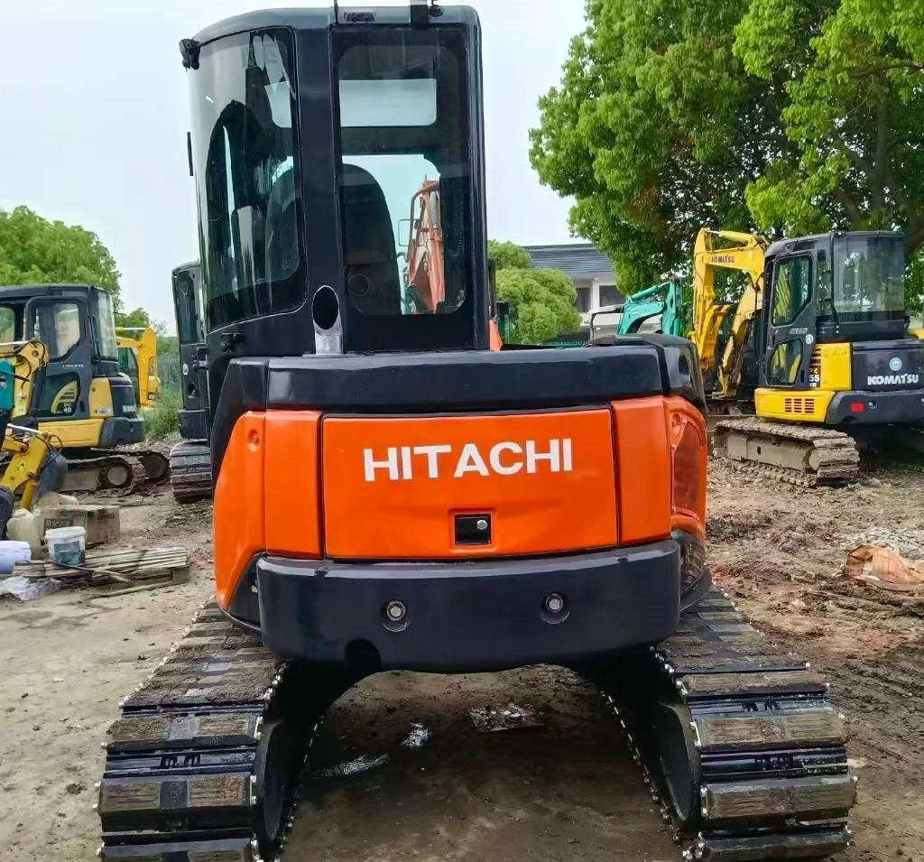 Hitachi ZX 55 U-5 - Mini bager: slika Hitachi ZX 55 U-5 - Mini bager Hitachi ZX 55 U-5 - Mini bager: slika Hitachi ZX 55 U-5 - Mini bager