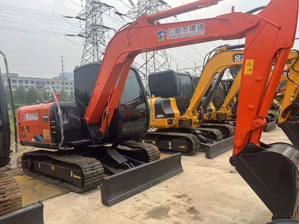 Hitachi ZX 60 - Mini bager: slika Hitachi ZX 60 - Mini bager Hitachi ZX 60 - Mini bager: slika Hitachi ZX 60 - Mini bager