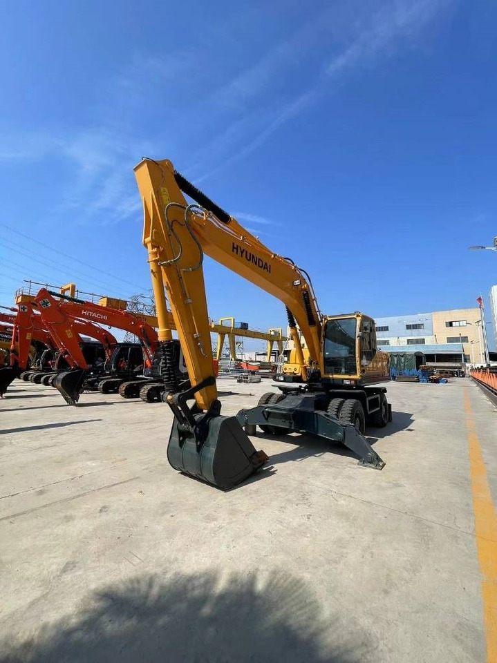 Hyundai 210W-9 - Bager na kotačima: slika Hyundai 210W-9 - Bager na kotačima Hyundai 210W-9 - Bager na kotačima: slika Hyundai 210W-9 - Bager na kotačima