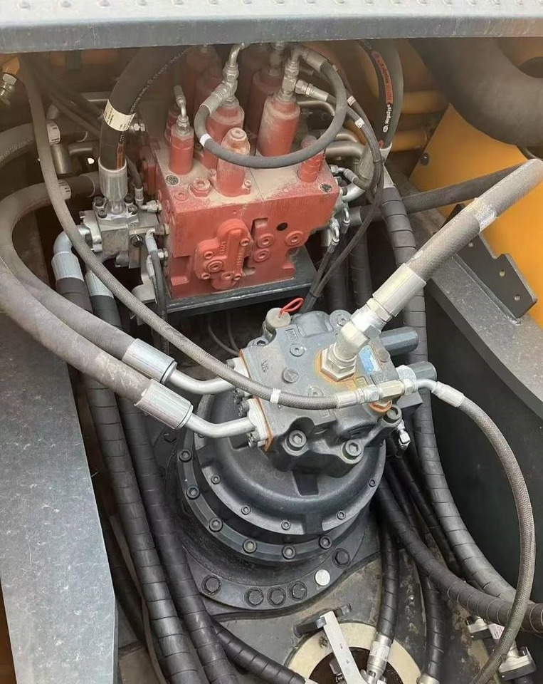 Hyundai 305 - Bager gusjeničar: slika Hyundai 305 - Bager gusjeničar Hyundai 305 - Bager gusjeničar: slika Hyundai 305 - Bager gusjeničar