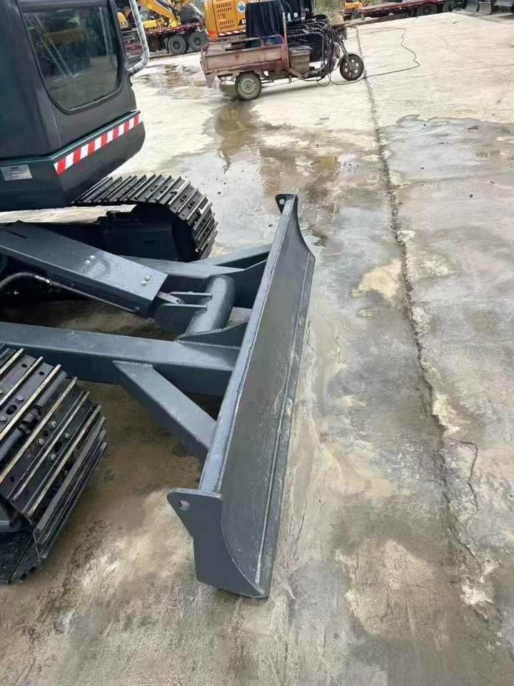 Bager gusjeničar Kobelco SK 75: slika Bager gusjeničar Kobelco SK 75 Bager gusjeničar Kobelco SK 75: slika Bager gusjeničar Kobelco SK 75