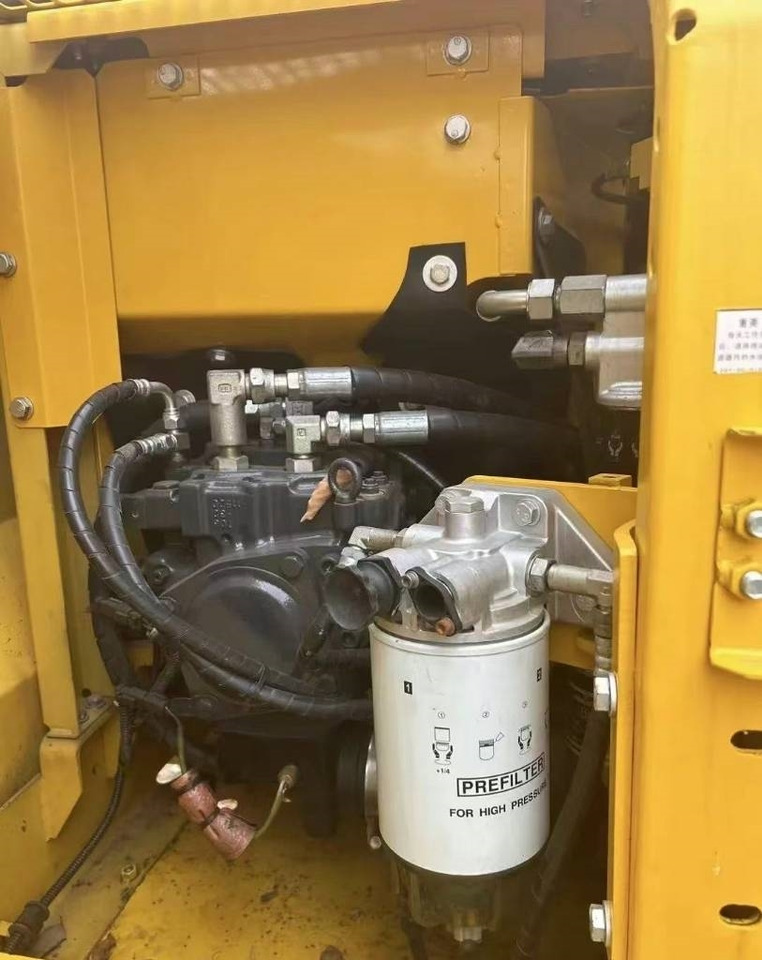 Komatsu PC 110 - Bager gusjeničar: slika Komatsu PC 110 - Bager gusjeničar Komatsu PC 110 - Bager gusjeničar: slika Komatsu PC 110 - Bager gusjeničar