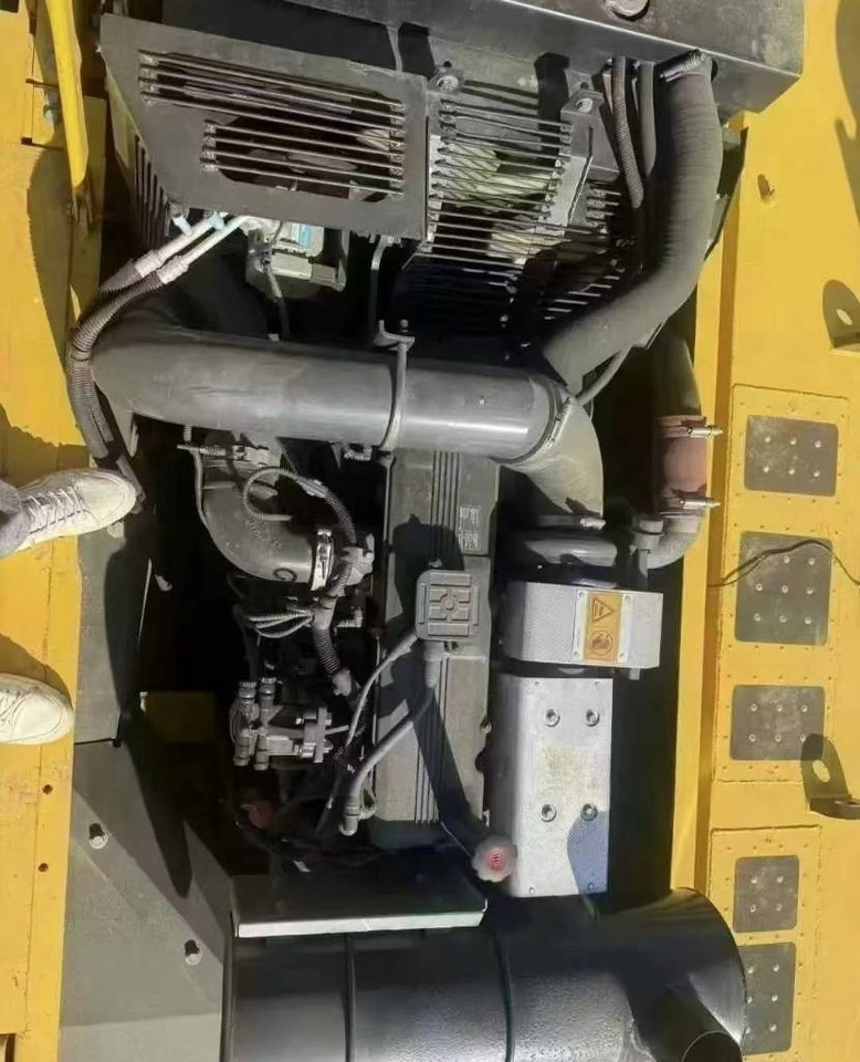 Komatsu PC 350-8 - Bager gusjeničar: slika Komatsu PC 350-8 - Bager gusjeničar Komatsu PC 350-8 - Bager gusjeničar: slika Komatsu PC 350-8 - Bager gusjeničar