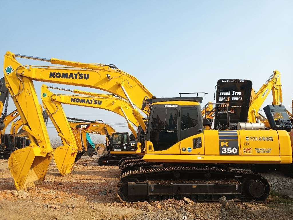 Komatsu PC 350 - Bager gusjeničar: slika Komatsu PC 350 - Bager gusjeničar Komatsu PC 350 - Bager gusjeničar: slika Komatsu PC 350 - Bager gusjeničar