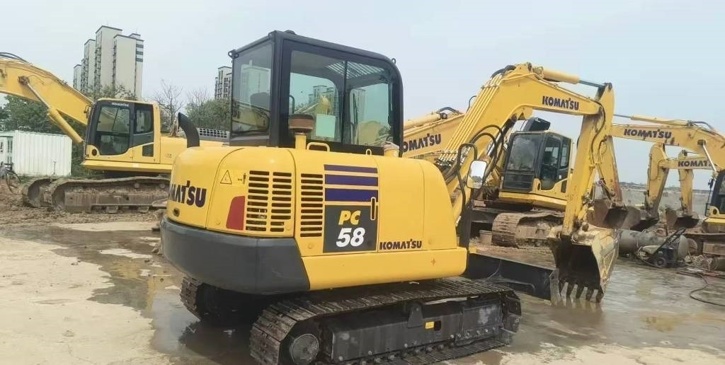 Komatsu PC 58 - Mini bager: slika Komatsu PC 58 - Mini bager Komatsu PC 58 - Mini bager: slika Komatsu PC 58 - Mini bager