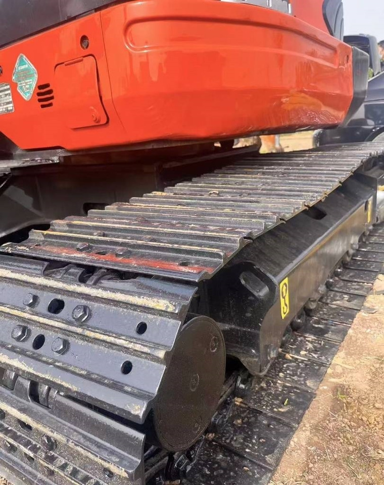 Kubota 161 - Bager gusjeničar: slika Kubota 161 - Bager gusjeničar Kubota 161 - Bager gusjeničar: slika Kubota 161 - Bager gusjeničar