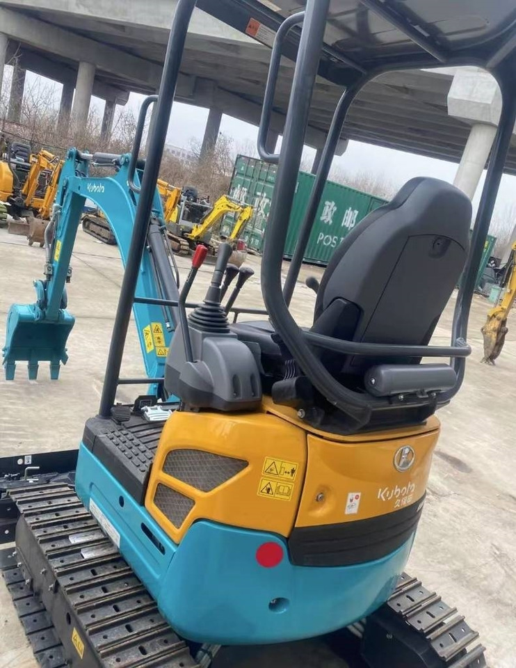 Kubota U 15 - Mini bager: slika Kubota U 15 - Mini bager Kubota U 15 - Mini bager: slika Kubota U 15 - Mini bager