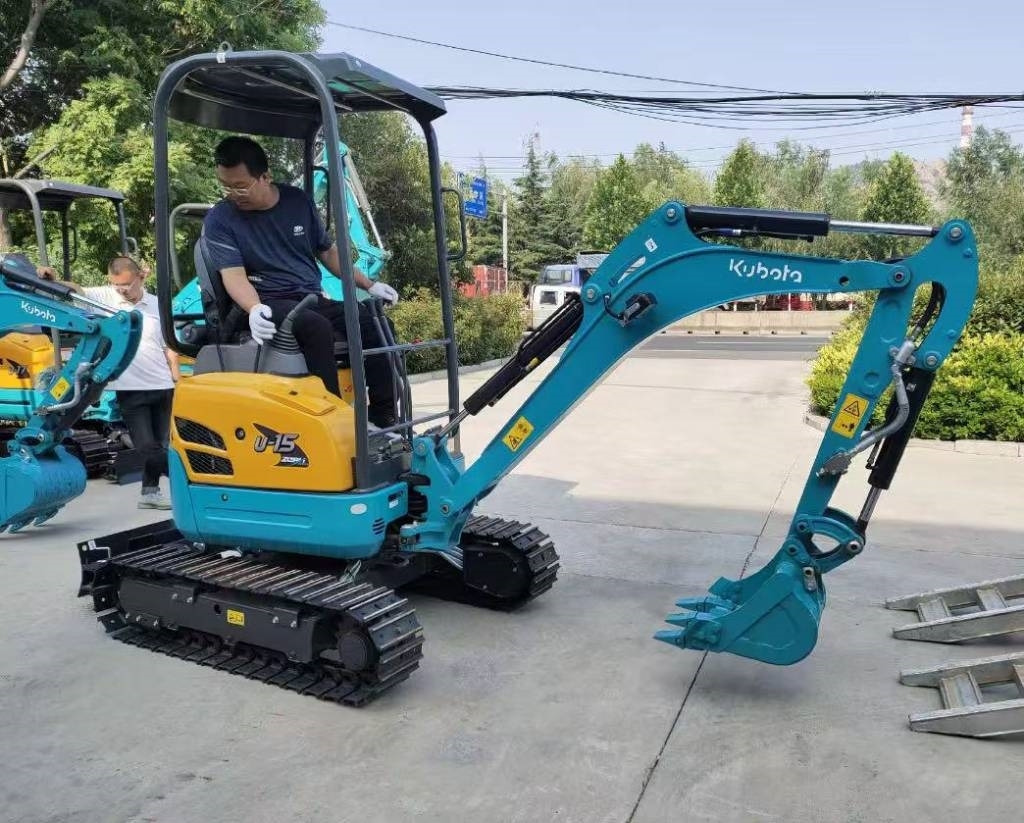 Kubota U 15 - Mini bager: slika Kubota U 15 - Mini bager Kubota U 15 - Mini bager: slika Kubota U 15 - Mini bager