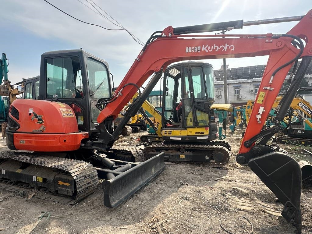 Kubota U 35 - Mini bager: slika Kubota U 35 - Mini bager Kubota U 35 - Mini bager: slika Kubota U 35 - Mini bager