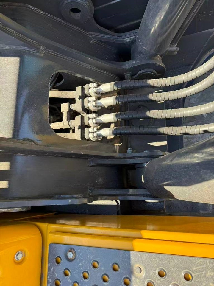 Volvo EC 480 - Bager gusjeničar: slika Volvo EC 480 - Bager gusjeničar Volvo EC 480 - Bager gusjeničar: slika Volvo EC 480 - Bager gusjeničar