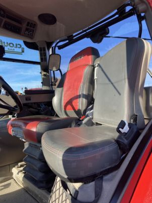 Case IH OPTUM 300 CVX - Traktor: slika Case IH OPTUM 300 CVX - Traktor Case IH OPTUM 300 CVX - Traktor: slika Case IH OPTUM 300 CVX - Traktor