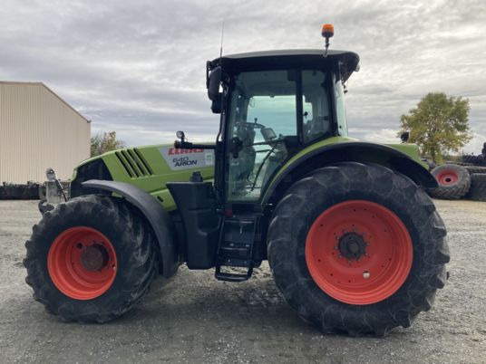 Claas ARION 640 CEBIS - Traktor: slika Claas ARION 640 CEBIS - Traktor Claas ARION 640 CEBIS - Traktor: slika Claas ARION 640 CEBIS - Traktor