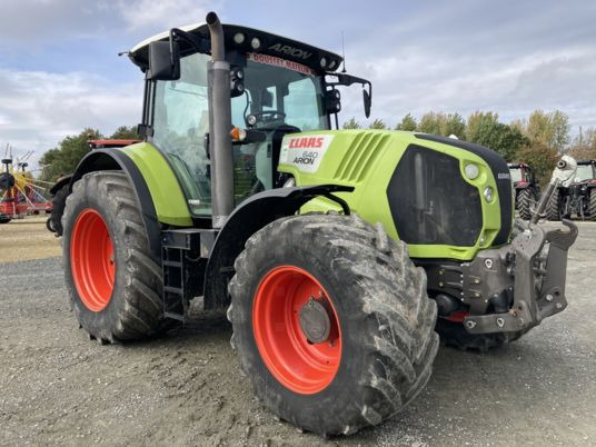 Claas ARION 640 CEBIS - Traktor: slika Claas ARION 640 CEBIS - Traktor Claas ARION 640 CEBIS - Traktor: slika Claas ARION 640 CEBIS - Traktor