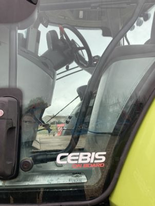 Claas AXION 820 CEBIS - Traktor: slika Claas AXION 820 CEBIS - Traktor Claas AXION 820 CEBIS - Traktor: slika Claas AXION 820 CEBIS - Traktor