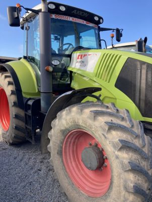 Claas AXION 820 CMATIC - Traktor: slika Claas AXION 820 CMATIC - Traktor Claas AXION 820 CMATIC - Traktor: slika Claas AXION 820 CMATIC - Traktor