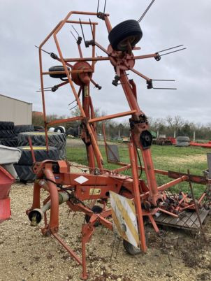 Kuhn GF 6301 MH - Prevrtač sijena/ Grabulje: slika Kuhn GF 6301 MH - Prevrtač sijena/ Grabulje Kuhn GF 6301 MH - Prevrtač sijena/ Grabulje: slika Kuhn GF 6301 MH - Prevrtač sijena/ Grabulje