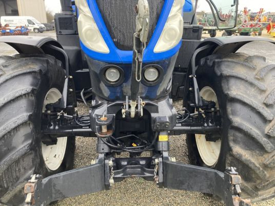 New Holland T7.165 S - Traktor: slika New Holland T7.165 S - Traktor New Holland T7.165 S - Traktor: slika New Holland T7.165 S - Traktor