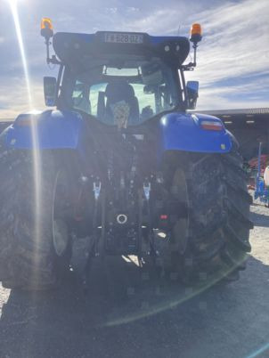 New Holland T7.210 - Traktor: slika New Holland T7.210 - Traktor New Holland T7.210 - Traktor: slika New Holland T7.210 - Traktor