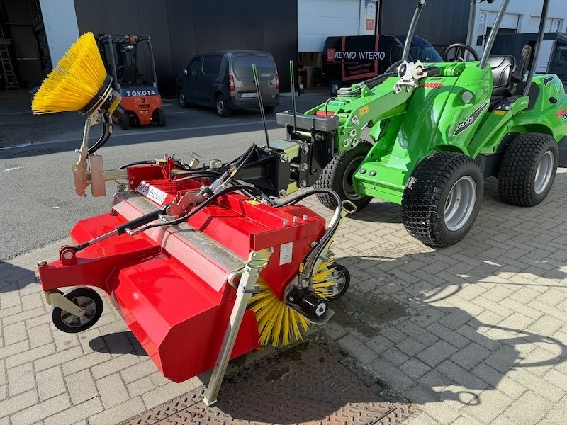 KR Maschinen KM590-1550 - Metla: slika KR Maschinen KM590-1550 - Metla KR Maschinen KM590-1550 - Metla: slika KR Maschinen KM590-1550 - Metla