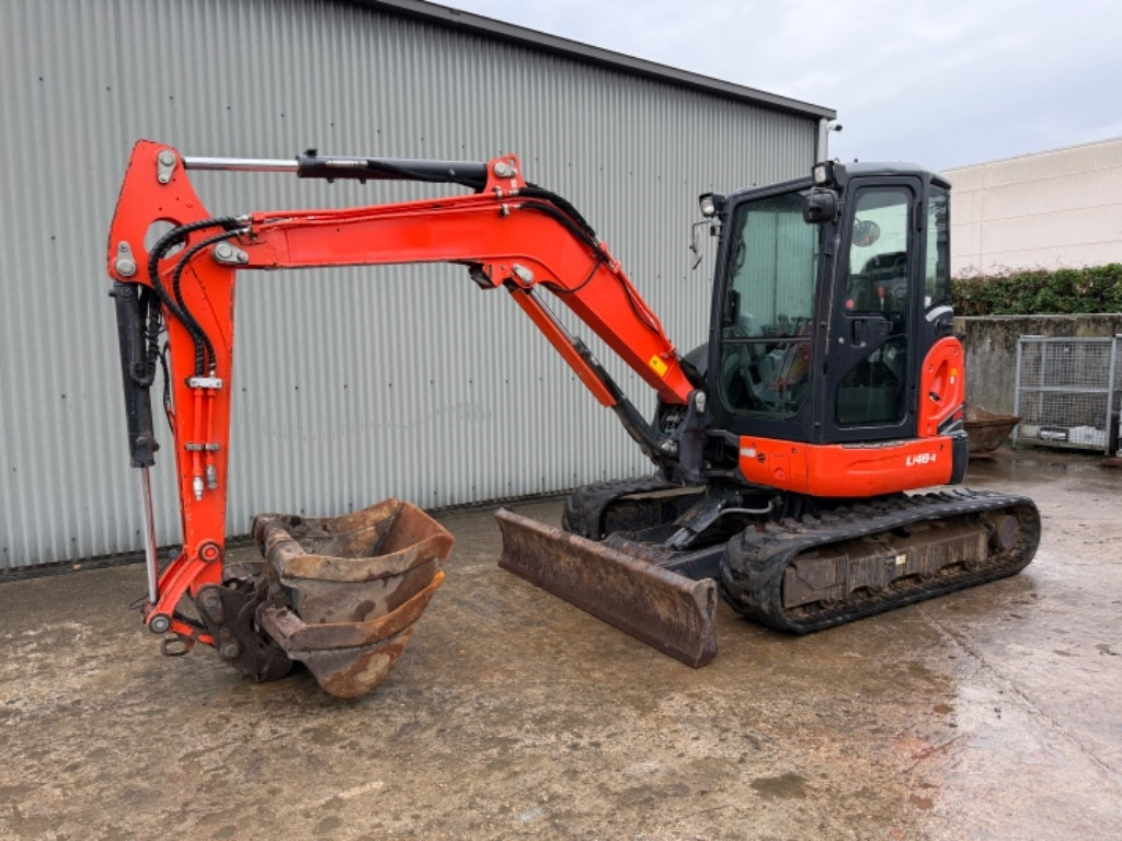 Kubota U 48-4 - Mini bager: slika Kubota U 48-4 - Mini bager Kubota U 48-4 - Mini bager: slika Kubota U 48-4 - Mini bager