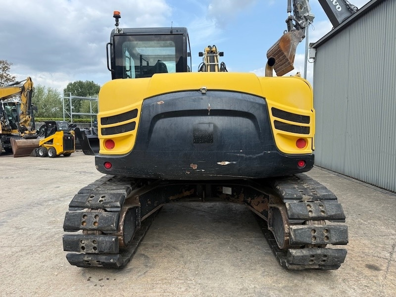 Terex Schaeff TC125 - Bager gusjeničar: slika Terex Schaeff TC125 - Bager gusjeničar Terex Schaeff TC125 - Bager gusjeničar: slika Terex Schaeff TC125 - Bager gusjeničar