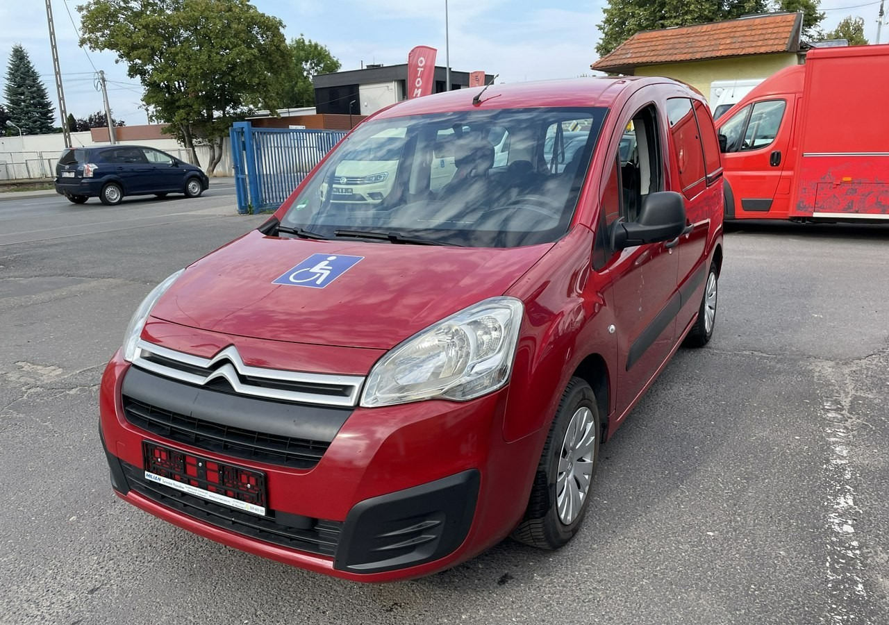 Citroen Berlingo II Berlingo 1.6 do przewozu Niepełnosprawnych inwalida rampa 2018 - Automobil: slika Citroen Berlingo II Berlingo 1.6 do przewozu Niepełnosprawnych inwalida rampa 2018 - Automobil Citroen Berlingo II Berlingo 1.6 do przewozu Niepełnosprawnych inwalida rampa 2018 - Automobil: slika Citroen Berlingo II Berlingo 1.6 do przewozu Niepełnosprawnych inwalida rampa 2018 - Automobil