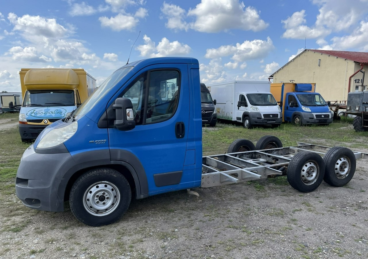 Fiat Ducato Ducato 3.0-160KM Rama pod zabudowę 2011,2010 - Dostavno vozilo: slika Fiat Ducato Ducato 3.0-160KM Rama pod zabudowę 2011,2010 - Dostavno vozilo Fiat Ducato Ducato 3.0-160KM Rama pod zabudowę 2011,2010 - Dostavno vozilo: slika Fiat Ducato Ducato 3.0-160KM Rama pod zabudowę 2011,2010 - Dostavno vozilo