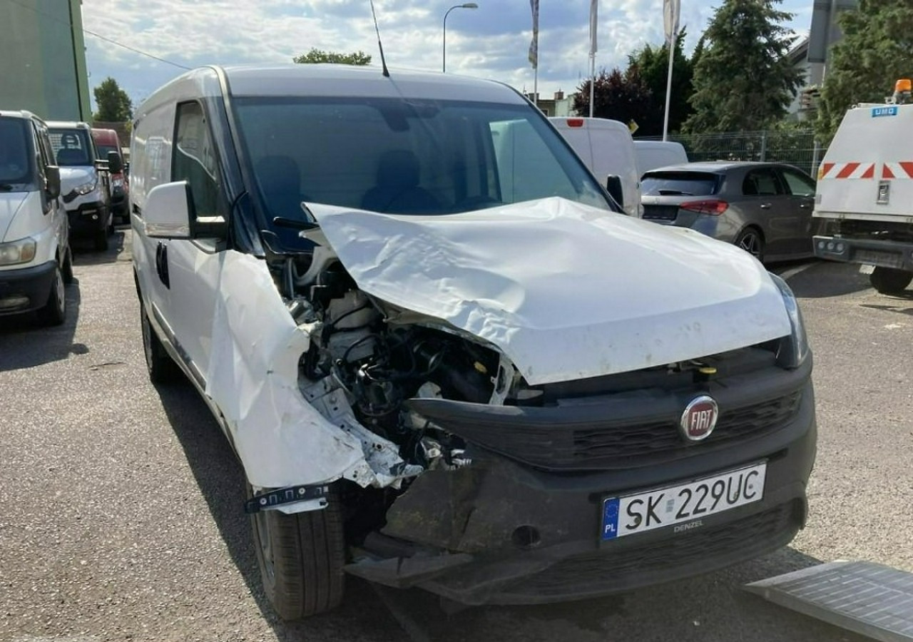 Fiat Doblo Fiat Doblo MAXI 1,6 jtd ECO Flex 105KM Klima 2021 Salon PL - Furgon: slika Fiat Doblo Fiat Doblo MAXI 1,6 jtd ECO Flex 105KM Klima 2021 Salon PL - Furgon Fiat Doblo Fiat Doblo MAXI 1,6 jtd ECO Flex 105KM Klima 2021 Salon PL - Furgon: slika Fiat Doblo Fiat Doblo MAXI 1,6 jtd ECO Flex 105KM Klima 2021 Salon PL - Furgon