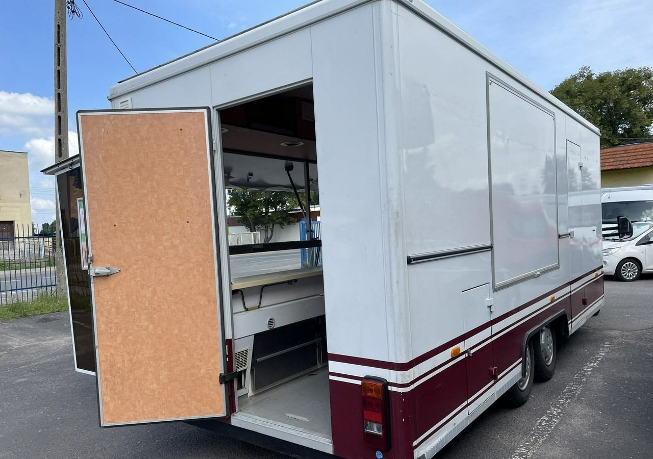 Kamion za prodaju brze hrane Fiat Ducato Autosklep wędlin Gastronomiczny Food Truck Foodtruck 55122km Borco20: slika Kamion za prodaju brze hrane Fiat Ducato Autosklep wędlin Gastronomiczny Food Truck Foodtruck 55122km Borco20