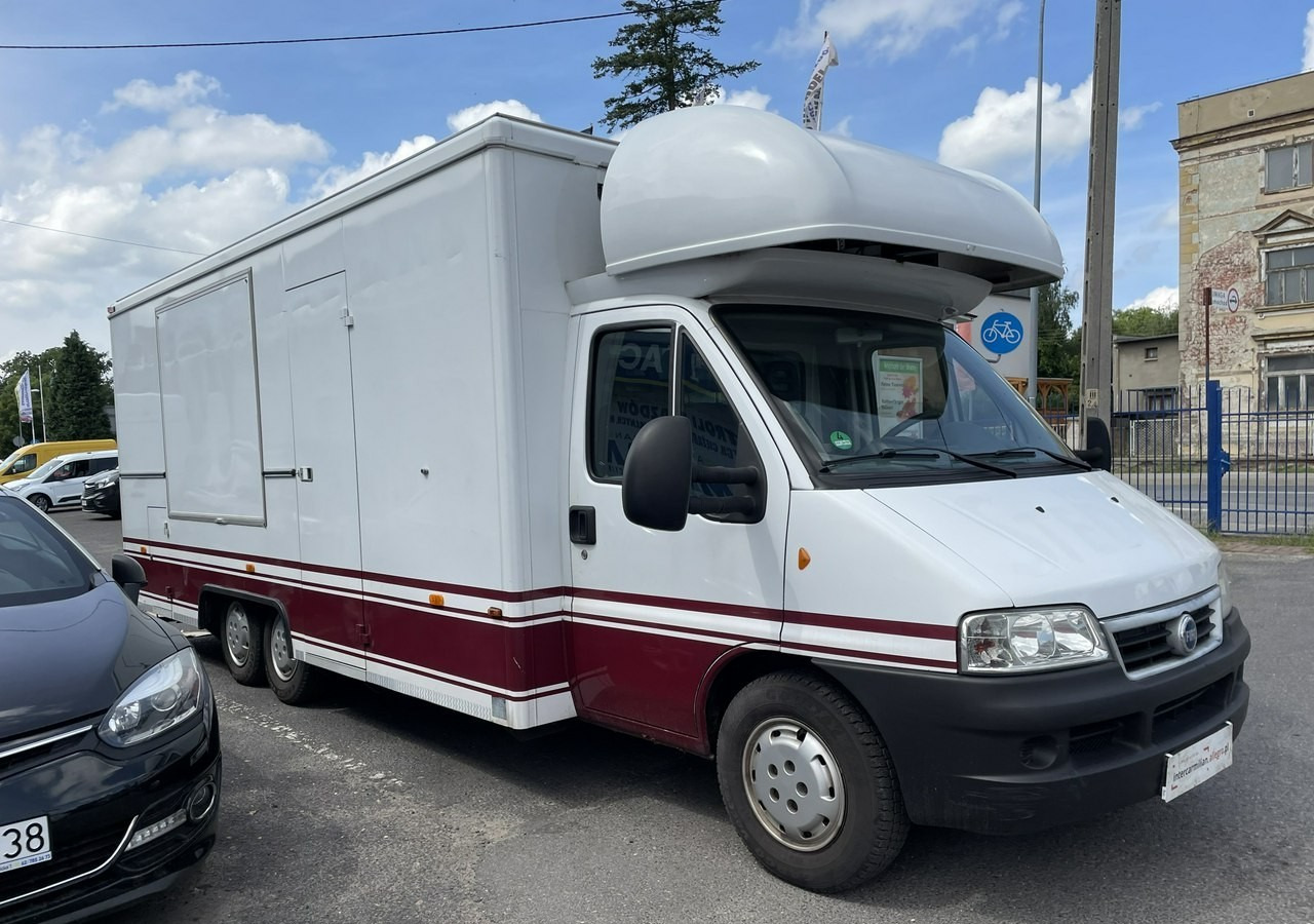 Kamion za prodaju brze hrane Fiat Ducato Autosklep wędlin Gastronomiczny Food Truck Foodtruck 55122km Borco20: slika Kamion za prodaju brze hrane Fiat Ducato Autosklep wędlin Gastronomiczny Food Truck Foodtruck 55122km Borco20