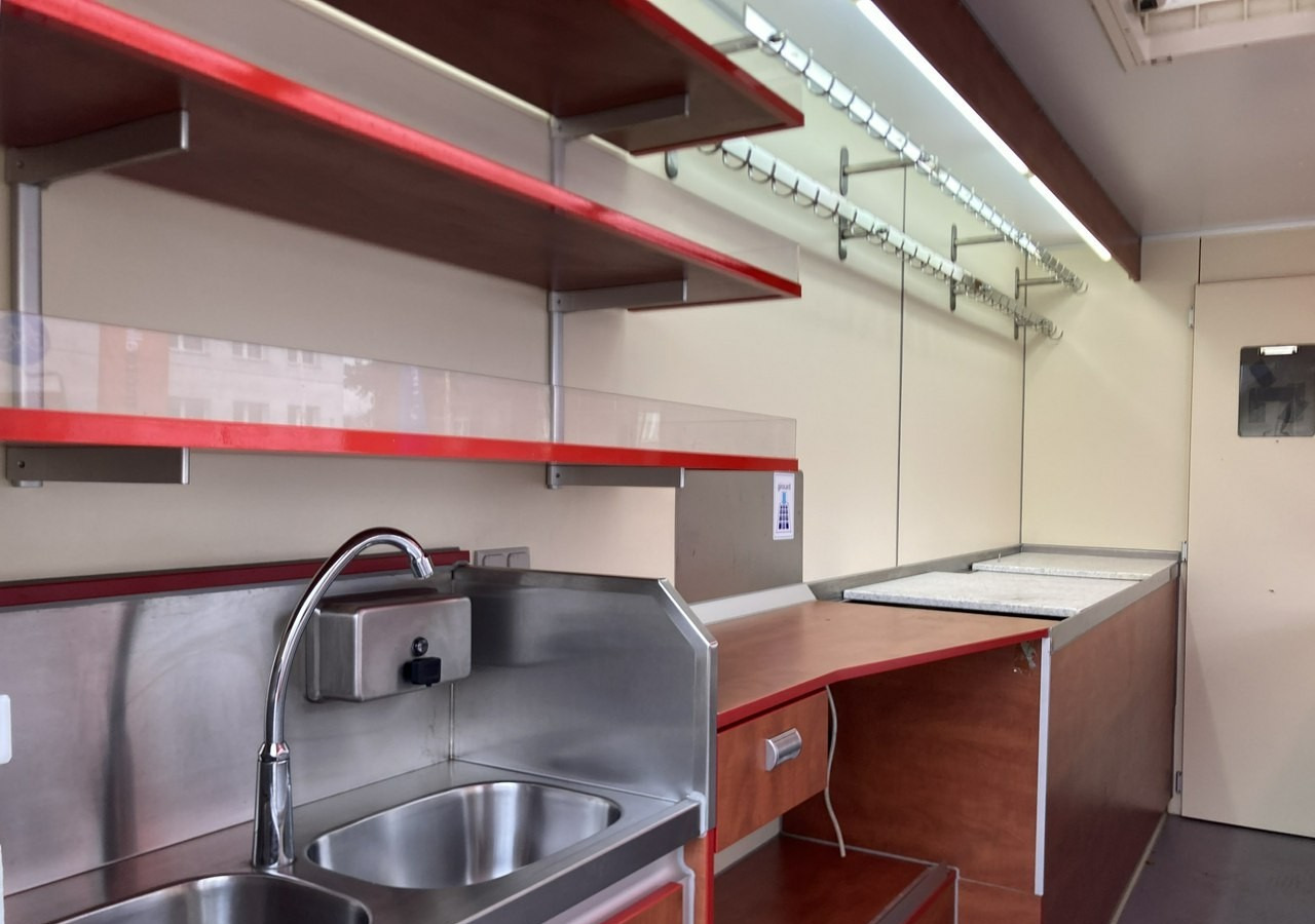 Fiat Ducato Autosklep wędliny Gastronomiczny Food Truck Foodtruck sklep Borco 20 - Kamion za prodaju brze hrane: slika Fiat Ducato Autosklep wędliny Gastronomiczny Food Truck Foodtruck sklep Borco 20 - Kamion za prodaju brze hrane Fiat Ducato Autosklep wędliny Gastronomiczny Food Truck Foodtruck sklep Borco 20 - Kamion za prodaju brze hrane: slika Fiat Ducato Autosklep wędliny Gastronomiczny Food Truck Foodtruck sklep Borco 20 - Kamion za prodaju brze hrane