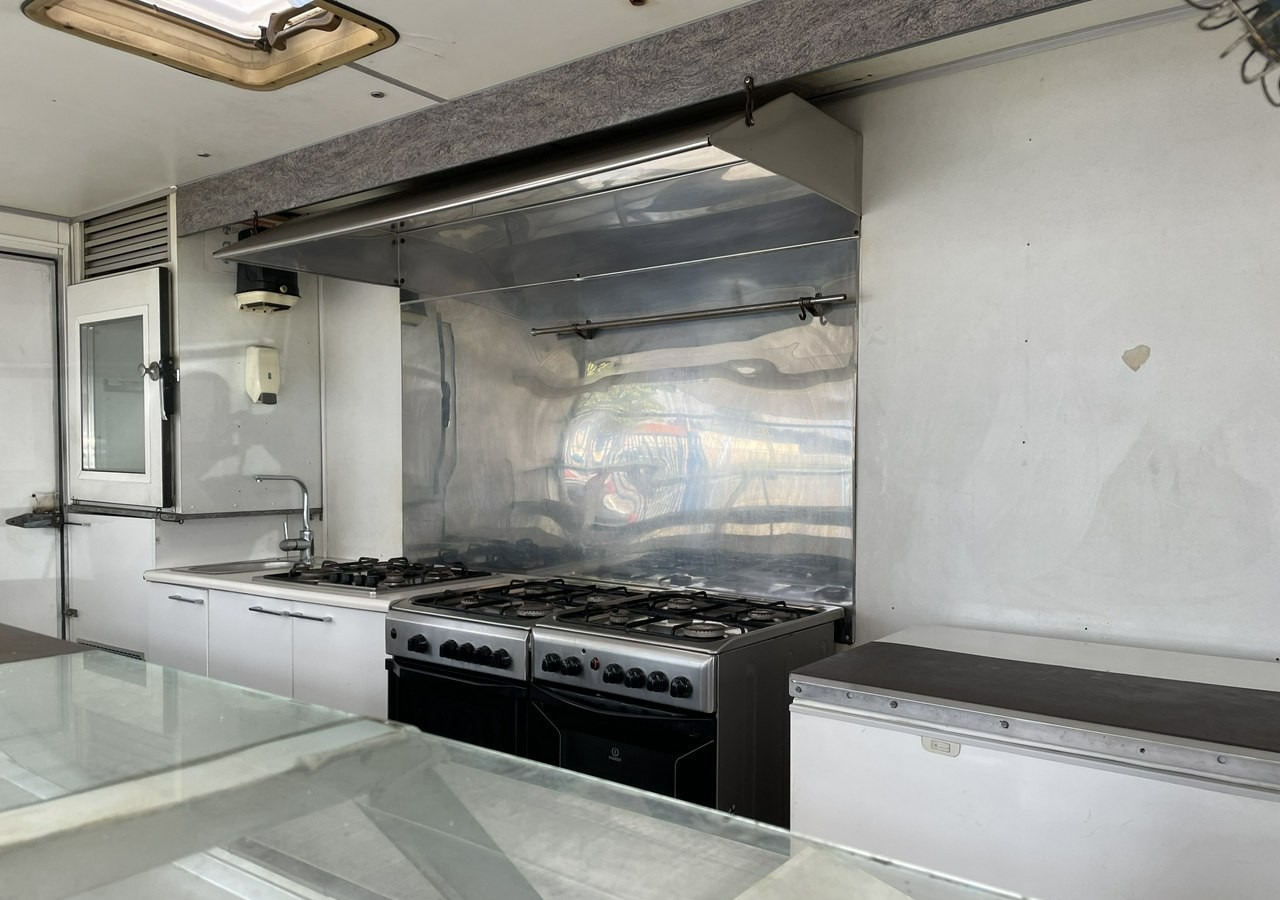 Zakup  Fiat Ducato Ducato Autosklep Gastronomiczny Food Truck Foodtruck sklep bar Fiat Ducato Ducato Autosklep Gastronomiczny Food Truck Foodtruck sklep bar: slika Zakup  Fiat Ducato Ducato Autosklep Gastronomiczny Food Truck Foodtruck sklep bar Fiat Ducato Ducato Autosklep Gastronomiczny Food Truck Foodtruck sklep bar