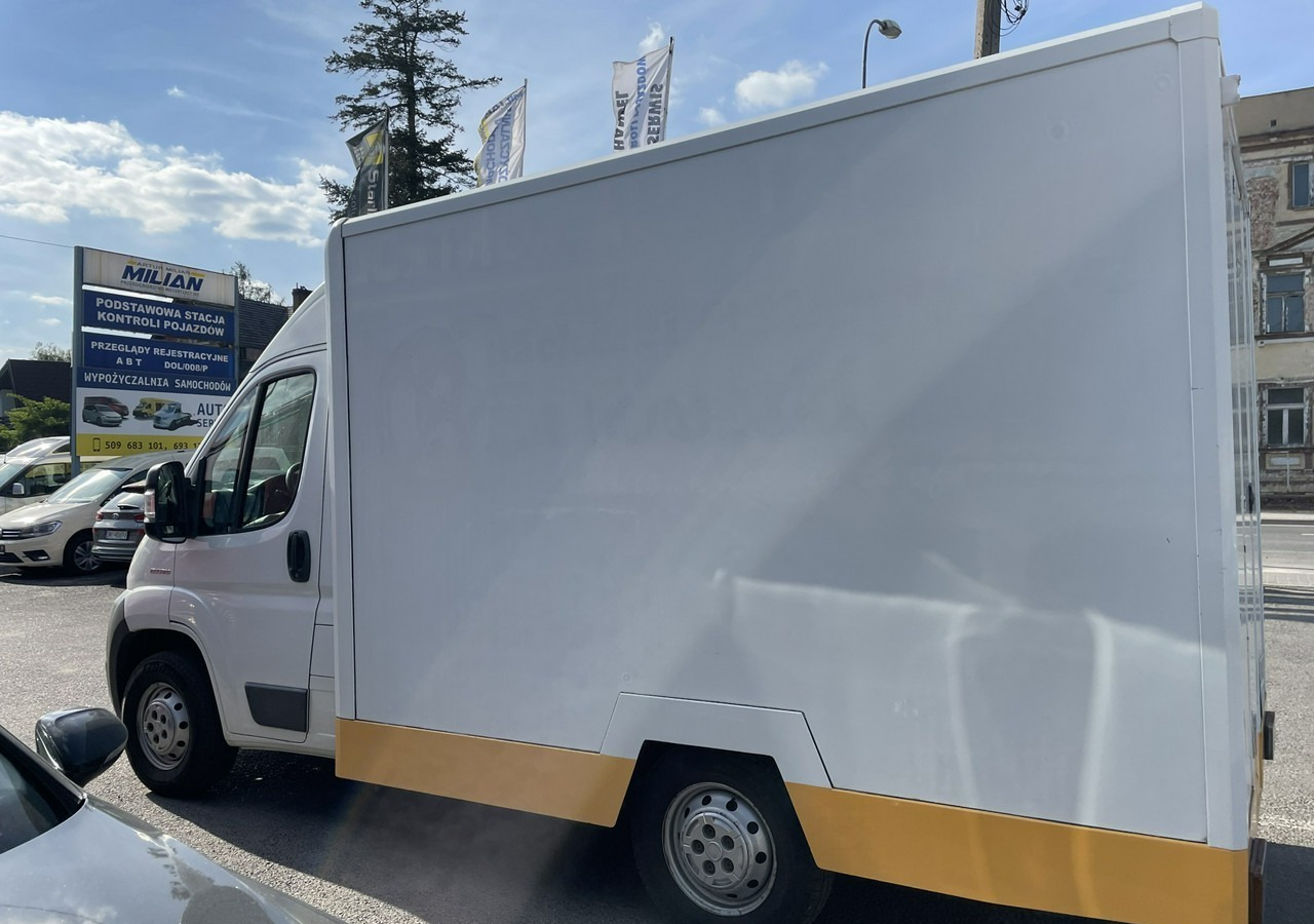 Kamion za prodaju brze hrane Fiat Ducato Ducato Autosklep pieczy Gastronomiczny Food Truck Foodtruck sklep 20: slika Kamion za prodaju brze hrane Fiat Ducato Ducato Autosklep pieczy Gastronomiczny Food Truck Foodtruck sklep 20
