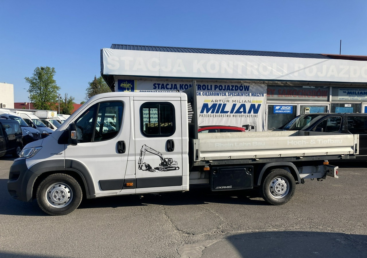 Fiat Ducato Ducato Max 2.3JTD-150KM Dokka Doka Brygadówka skrzynia Klima 2017 - Dostavno vozilo s ravnom platformom, Dostavno vozilo s dvostrukom kabinom: slika Fiat Ducato Ducato Max 2.3JTD-150KM Dokka Doka Brygadówka skrzynia Klima 2017 - Dostavno vozilo s ravnom platformom, Dostavno vozilo s dvostrukom kabinom Fiat Ducato Ducato Max 2.3JTD-150KM Dokka Doka Brygadówka skrzynia Klima 2017 - Dostavno vozilo s ravnom platformom, Dostavno vozilo s dvostrukom kabinom: slika Fiat Ducato Ducato Max 2.3JTD-150KM Dokka Doka Brygadówka skrzynia Klima 2017 - Dostavno vozilo s ravnom platformom, Dostavno vozilo s dvostrukom kabinom