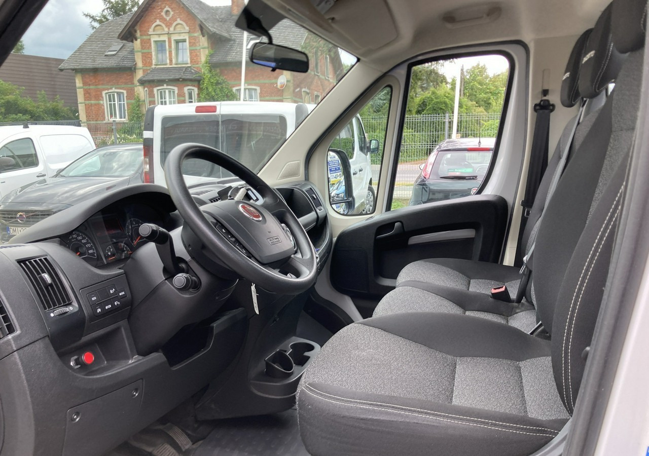 Interior photo 1: Dostavno vozilo s ravnom platformom Fiat Ducato FIAT Ducato Max 2,3-180KM Skrzynia Rama Klima Navi 2021